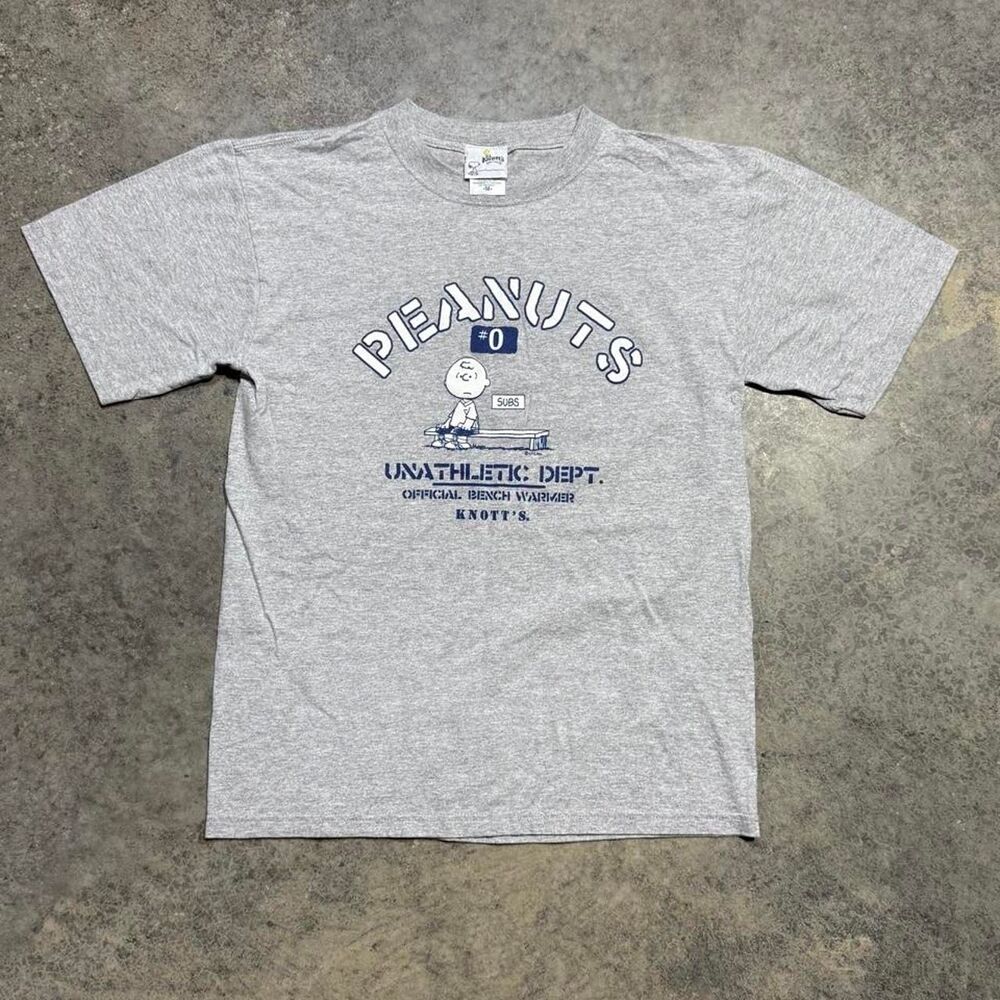 Vintage 90s Knott’s Berry Farm Peanuts snoopy unathletic dept graphic tee Size M
